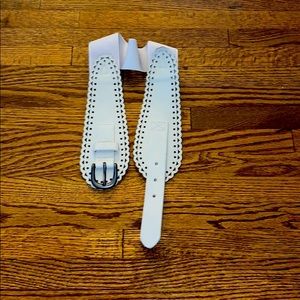 Aeropostale cream belt